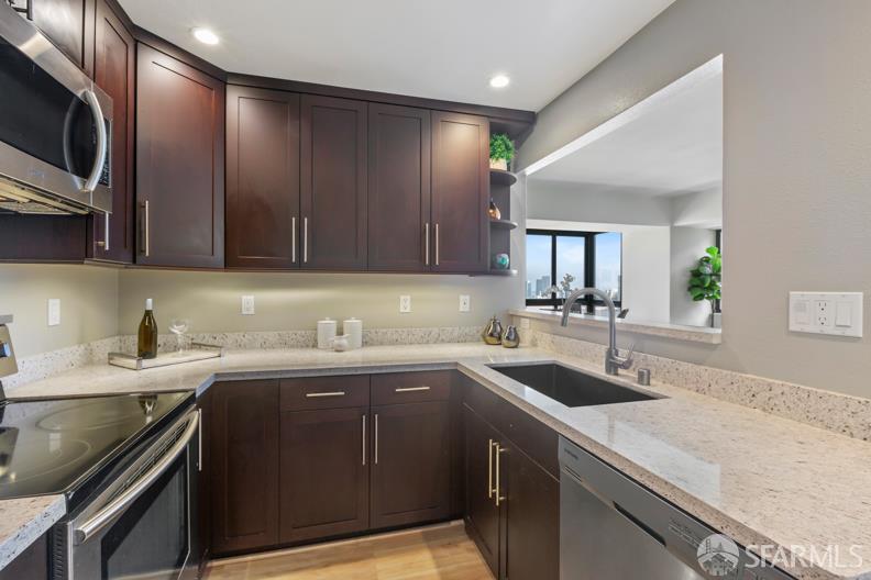 Detail Gallery Image 9 of 23 For 1 Daniel Burnham Ct #619,  San Francisco,  CA 94109 - 1 Beds | 1 Baths
