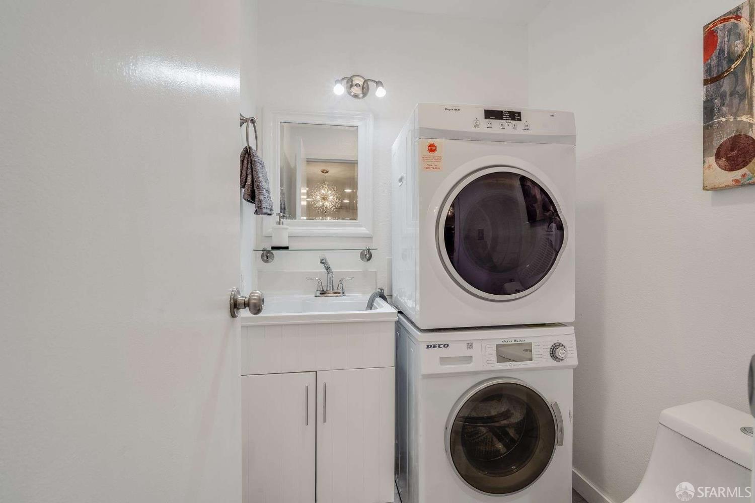 Photo #12: 425058689 Listing: Photo #12