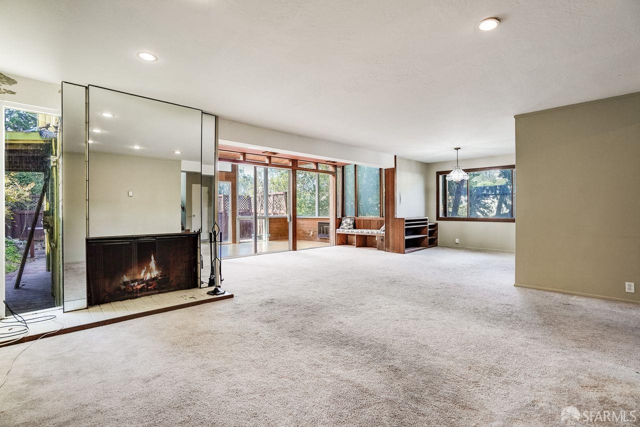 Detail Gallery Image 9 of 22 For 172 Amber Dr, San Francisco,  CA 94131 - 5 Beds | 3 Baths