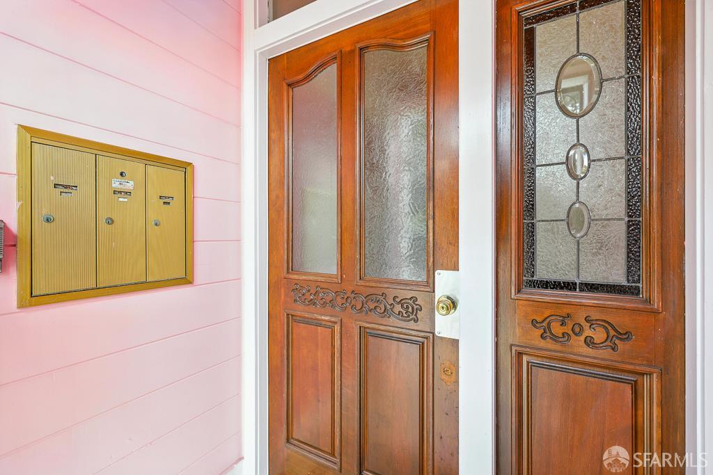 Detail Gallery Image 4 of 48 For 597 Lincoln Way, San Francisco,  CA 94122 - – Beds | – Baths