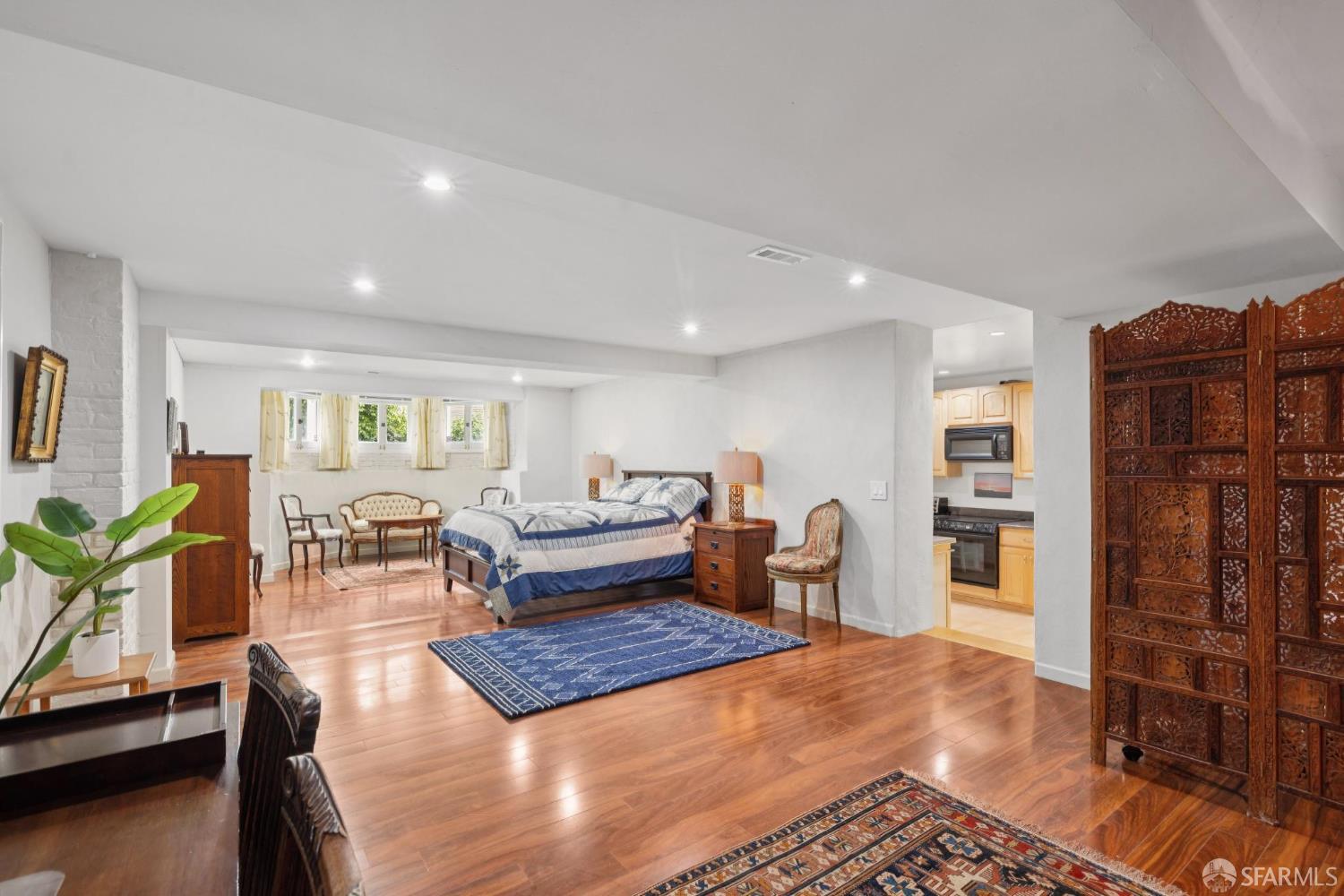 Detail Gallery Image 35 of 53 For 1818 California St, San Francisco,  CA 94109 - 6 Beds | 6/1 Baths