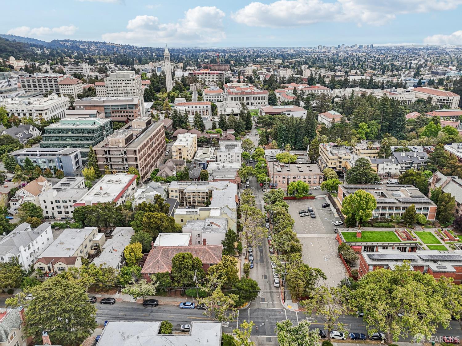 Detail Gallery Image 27 of 32 For 1767 Euclid Ave #4,  Berkeley,  CA 94709 - 2 Beds | 1 Baths