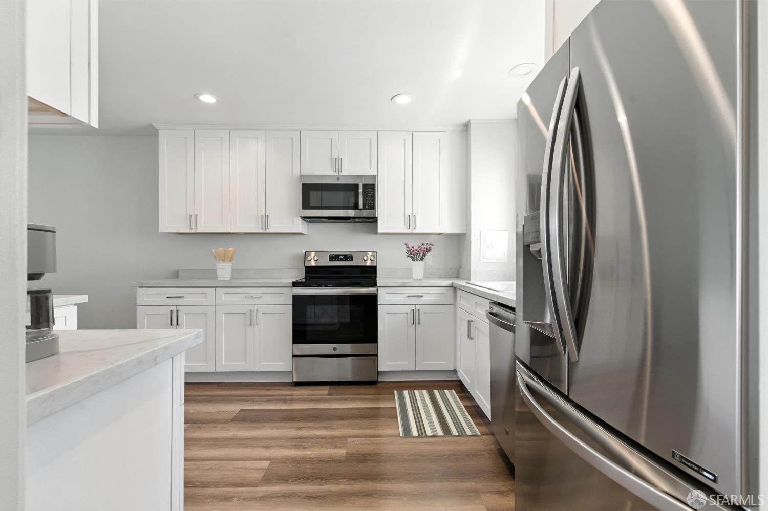 Detail Gallery Image 4 of 51 For 529 37th Ave, San Francisco,  CA 94121 - – Beds | – Baths
