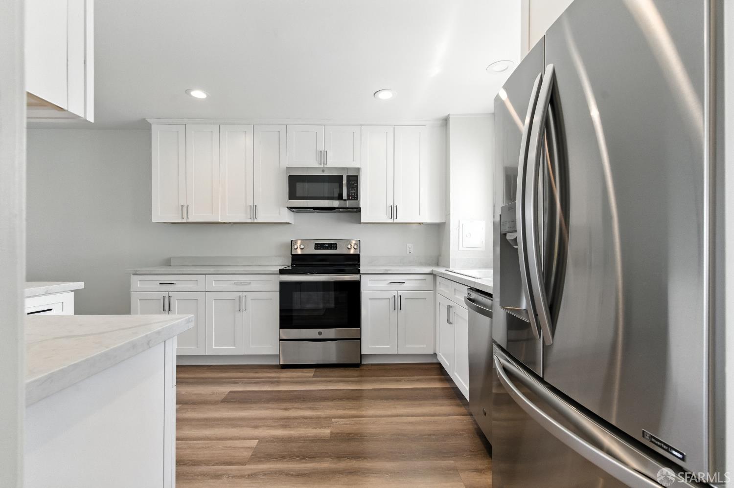 Detail Gallery Image 5 of 51 For 529 37th Ave, San Francisco,  CA 94121 - – Beds | – Baths