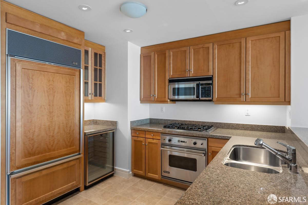 Detail Gallery Image 7 of 29 For 765 Market St 33h,  San Francisco,  CA 94103 - 2 Beds | 2/1 Baths