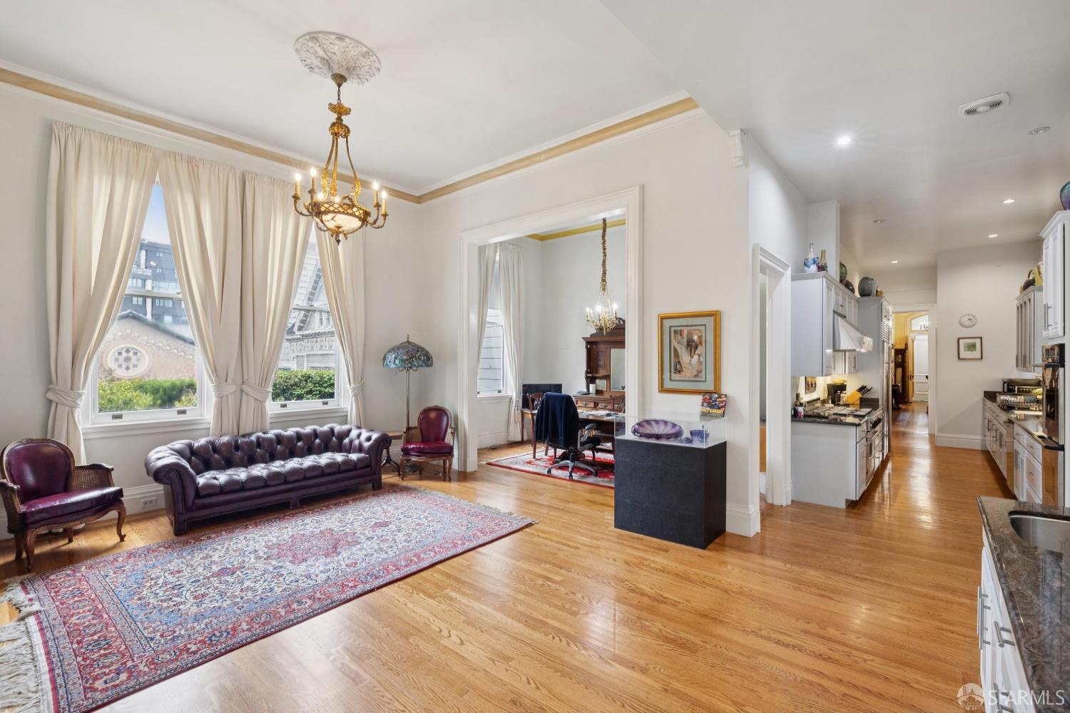 Detail Gallery Image 12 of 53 For 1818 California St, San Francisco,  CA 94109 - 6 Beds | 6/1 Baths