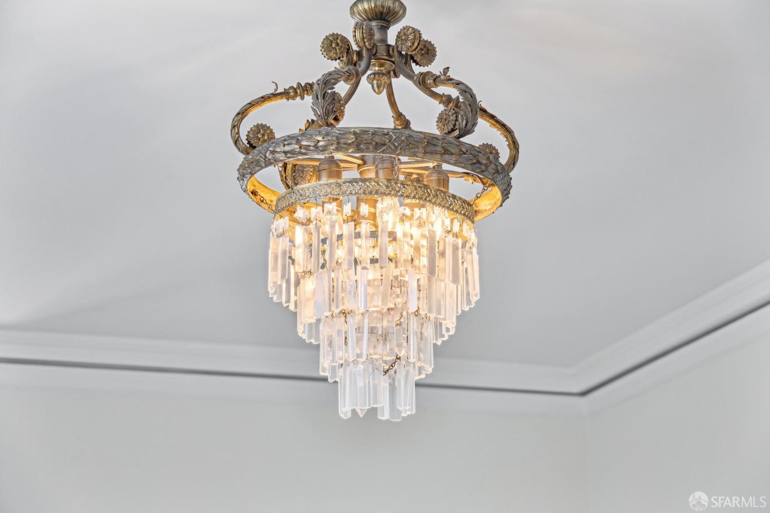 Detail Gallery Image 36 of 49 For 843 Mason St, San Francisco,  CA 94108 - 5 Beds | 4/2 Baths