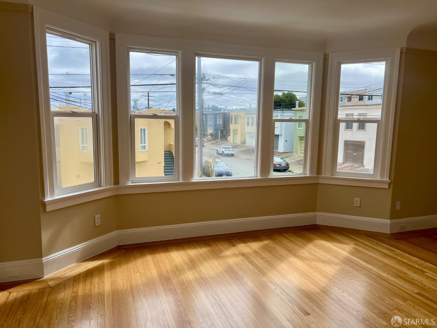 Detail Gallery Image 9 of 40 For 65 Ottawa Ave, San Francisco,  CA 94112 - 2 Beds | 1 Baths