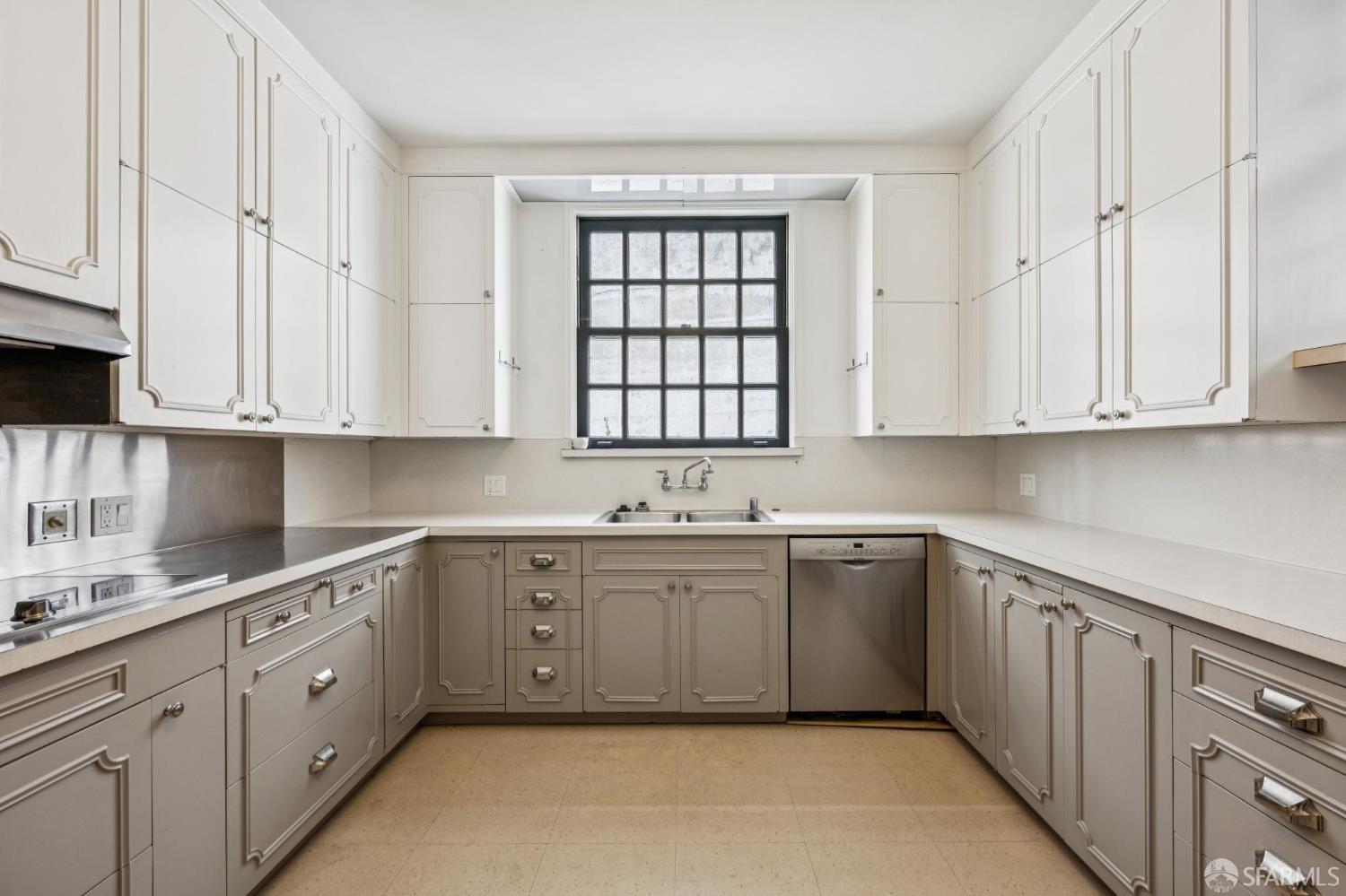 Detail Gallery Image 20 of 49 For 843 Mason St, San Francisco,  CA 94108 - 5 Beds | 4/2 Baths