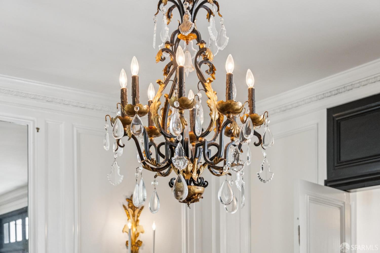 Detail Gallery Image 16 of 49 For 843 Mason St, San Francisco,  CA 94108 - 5 Beds | 4/2 Baths