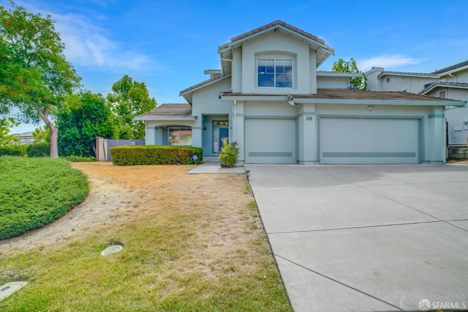 Detail Gallery Image 7 of 47 For 4704 Palomino Way, Antioch,  CA 94531 - 4 Beds | 3 Baths