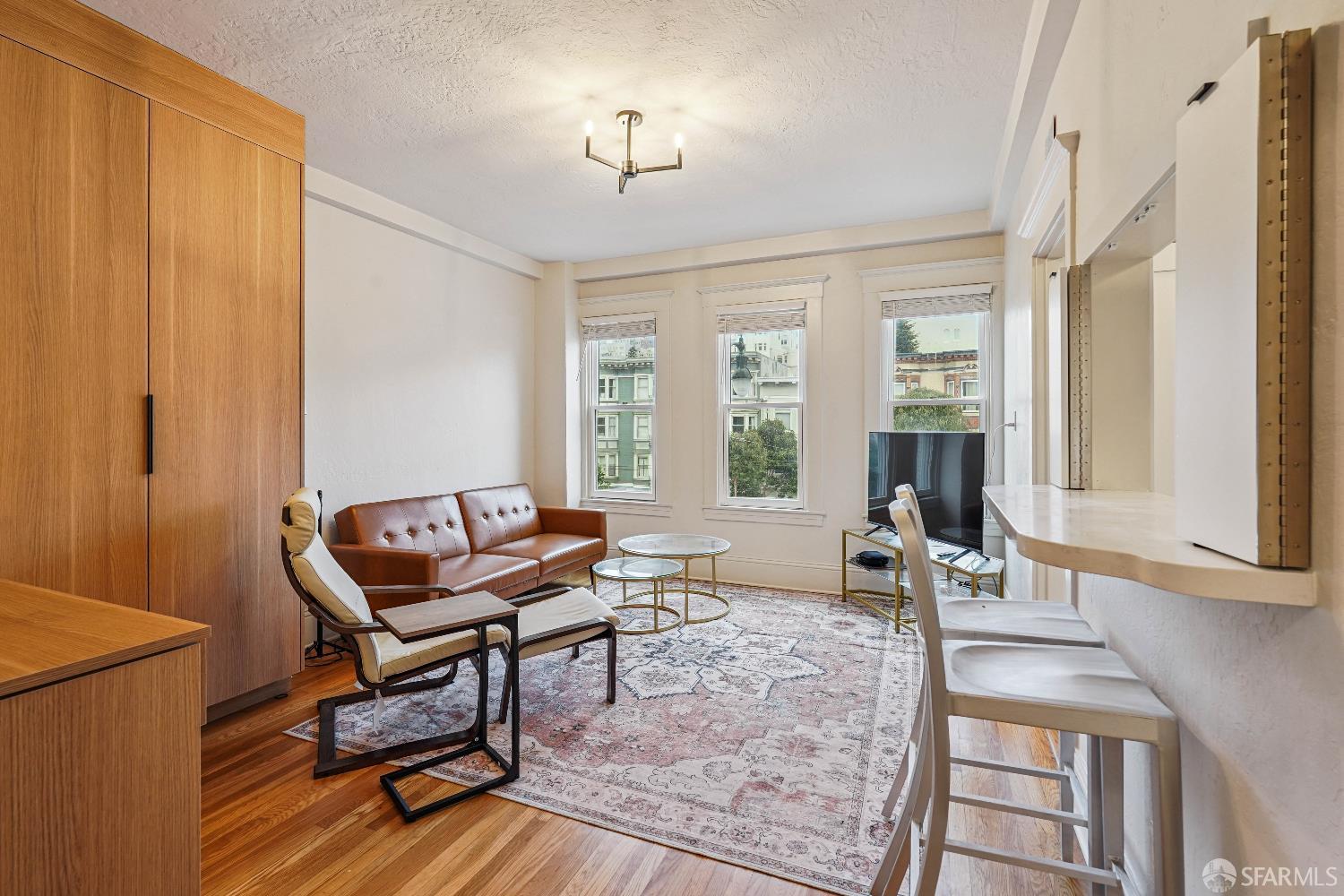 Detail Gallery Image 7 of 15 For 2415 Van Ness Ave #202,  San Francisco,  CA 94109 - 1 Beds | 1 Baths