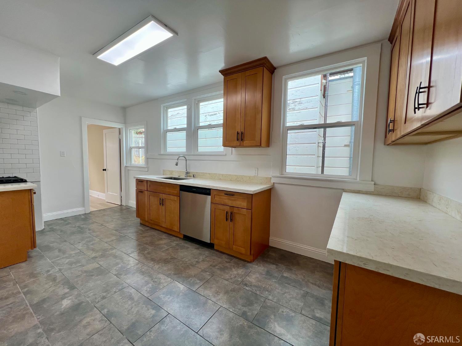 Detail Gallery Image 16 of 40 For 65 Ottawa Ave, San Francisco,  CA 94112 - 2 Beds | 1 Baths