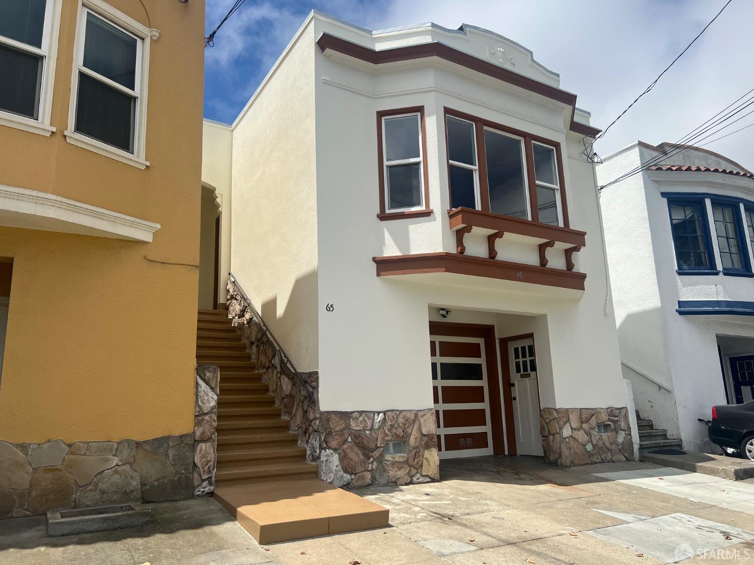 Detail Gallery Image 2 of 40 For 65 Ottawa Ave, San Francisco,  CA 94112 - 2 Beds | 1 Baths