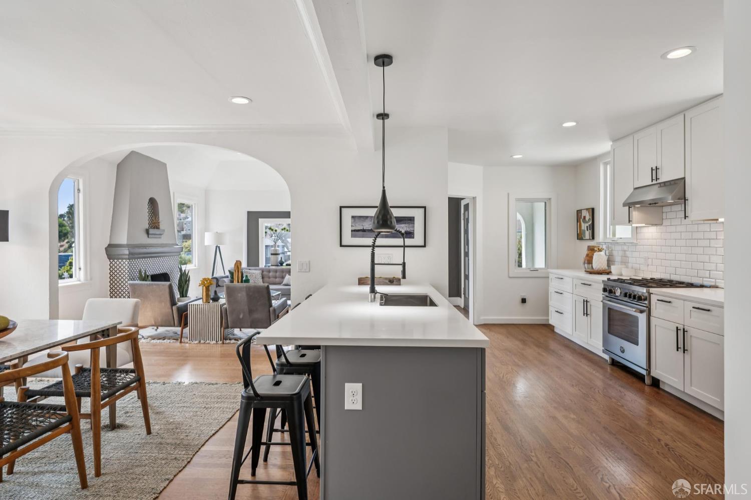 Detail Gallery Image 27 of 56 For 1007 Portola Dr, San Francisco,  CA 94127 - 3 Beds | 2 Baths