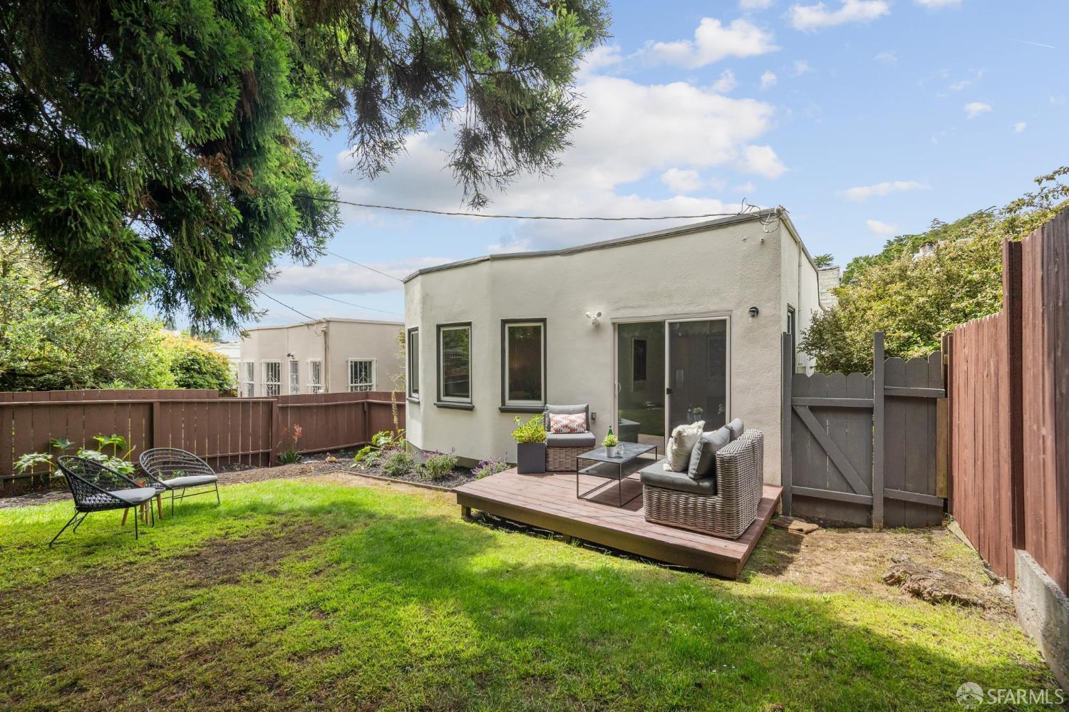 Detail Gallery Image 51 of 56 For 1007 Portola Dr, San Francisco,  CA 94127 - 3 Beds | 2 Baths
