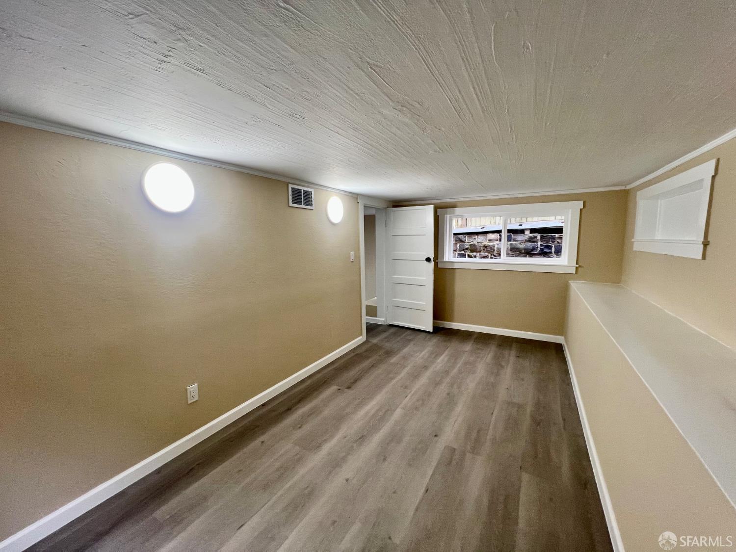 Detail Gallery Image 35 of 40 For 65 Ottawa Ave, San Francisco,  CA 94112 - 2 Beds | 1 Baths