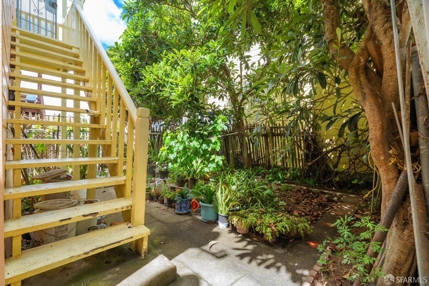 Detail Gallery Image 24 of 30 For 87 Whittier St, San Francisco,  CA 94112 - 3 Beds | 1 Baths