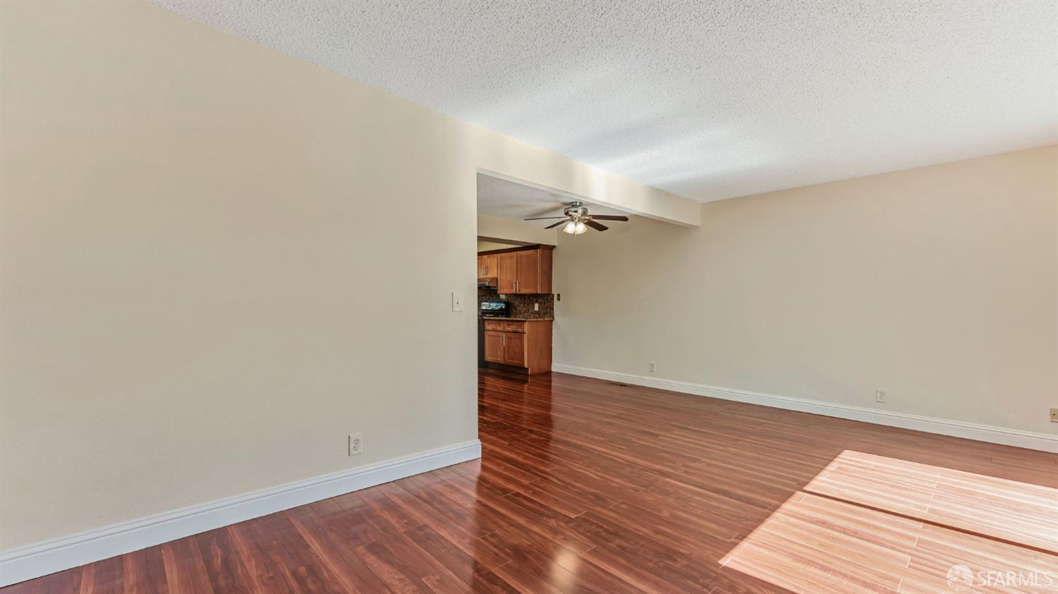 Detail Gallery Image 6 of 37 For 107 Alice Ln, El Sobrante,  CA 94803 - 2 Beds | 2 Baths