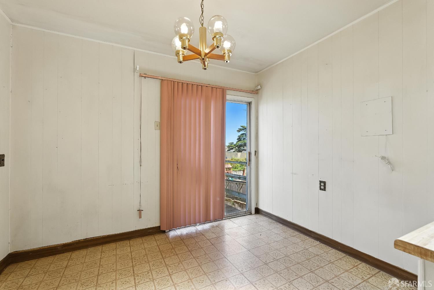 Detail Gallery Image 23 of 32 For 325 Pope St, San Francisco,  CA 94112 - 3 Beds | 2 Baths