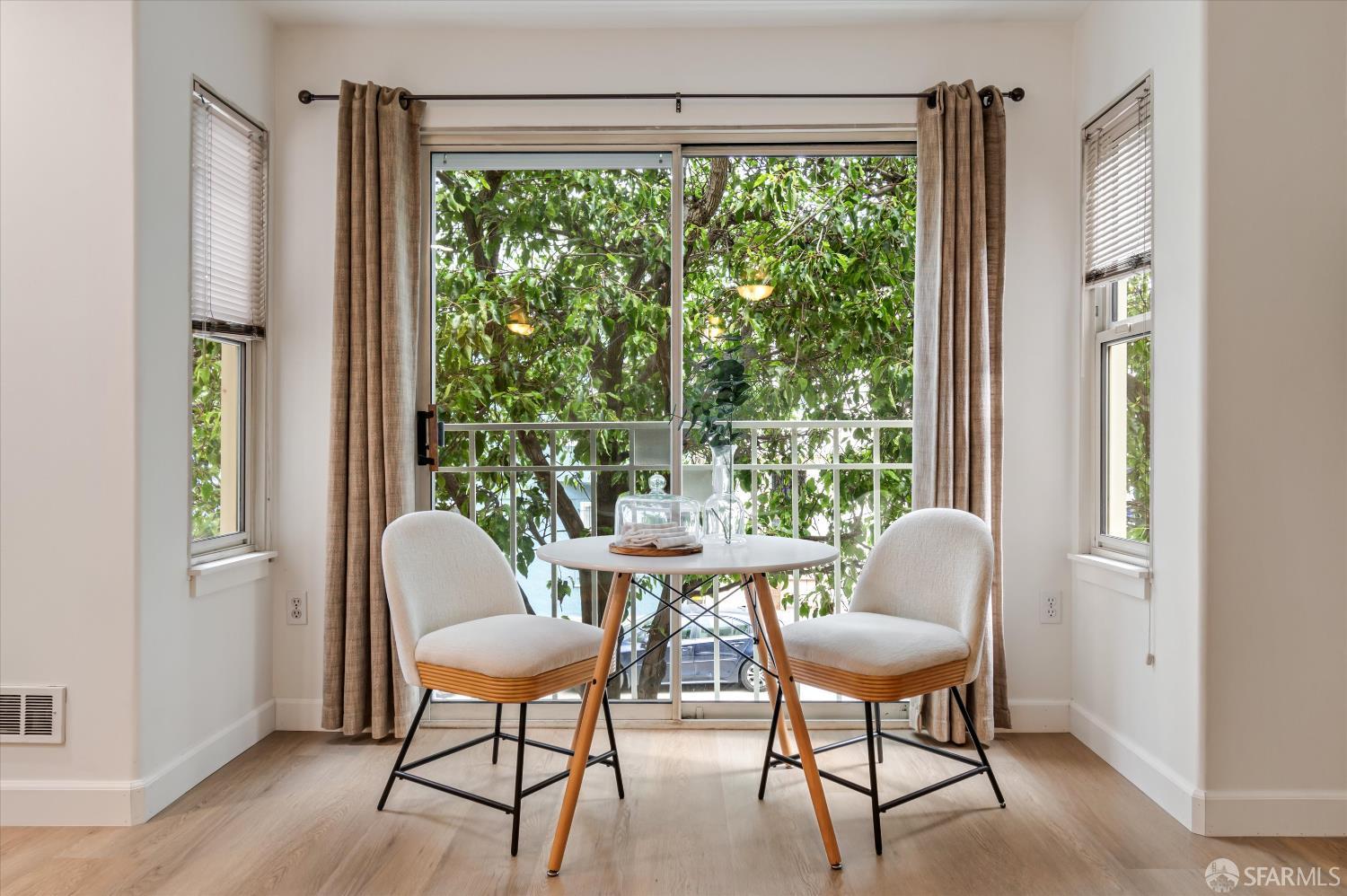 Detail Gallery Image 6 of 30 For 600 Chestnut St #211,  San Francisco,  CA 94133 - 2 Beds | 2 Baths