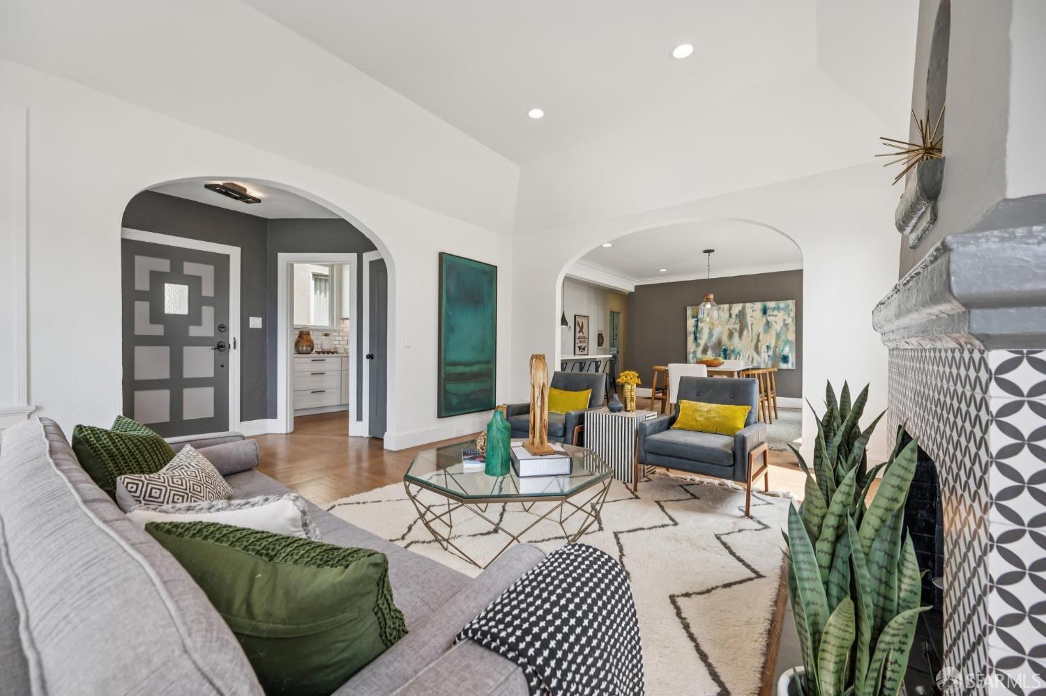 Detail Gallery Image 18 of 56 For 1007 Portola Dr, San Francisco,  CA 94127 - 3 Beds | 2 Baths
