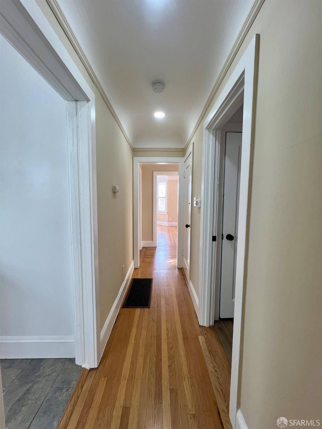 Detail Gallery Image 21 of 40 For 65 Ottawa Ave, San Francisco,  CA 94112 - 2 Beds | 1 Baths