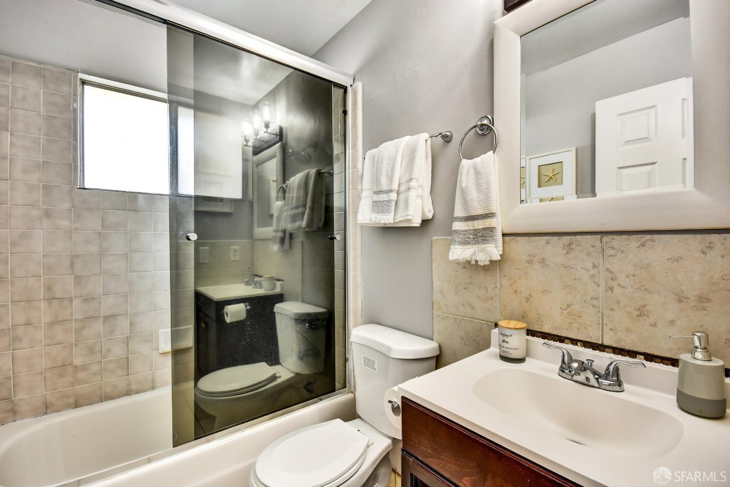 Detail Gallery Image 16 of 23 For 329 Blossom Hill Rd #4,  San Jose,  CA 95123 - 2 Beds | 1 Baths