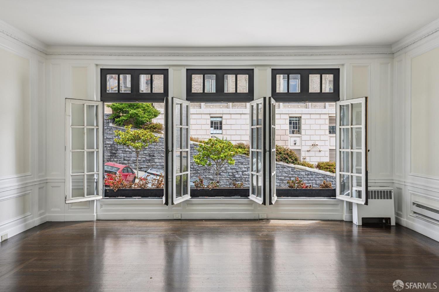 Detail Gallery Image 7 of 49 For 843 Mason St, San Francisco,  CA 94108 - 5 Beds | 4/2 Baths