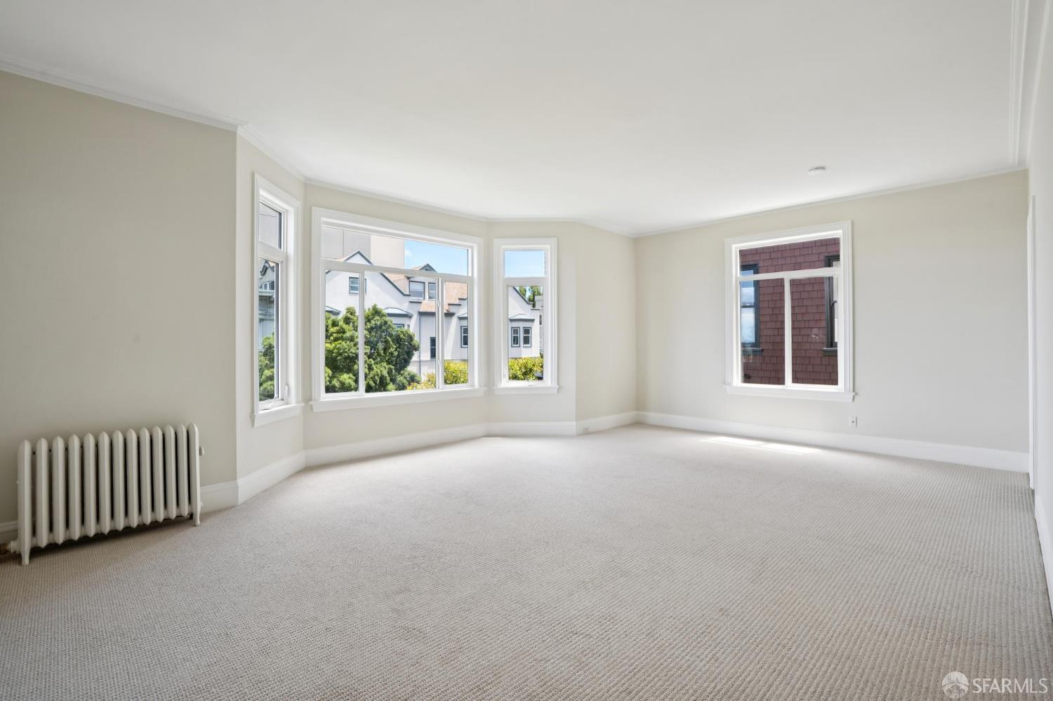 Photo #4: 425060337 Listing 