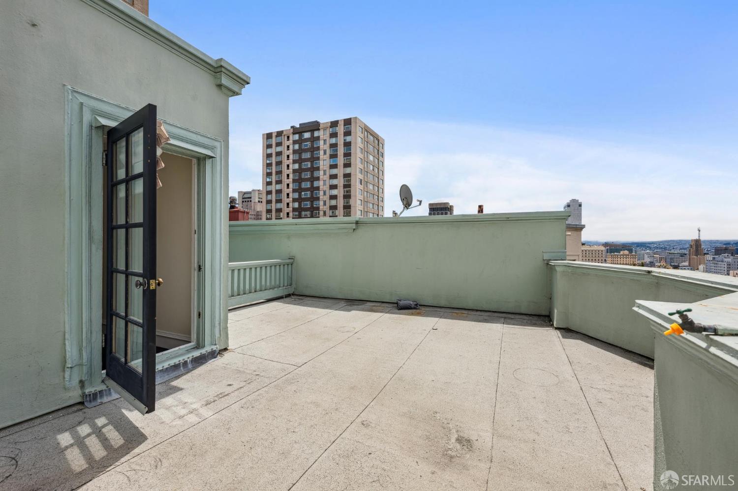 Detail Gallery Image 37 of 49 For 843 Mason St, San Francisco,  CA 94108 - 5 Beds | 4/2 Baths