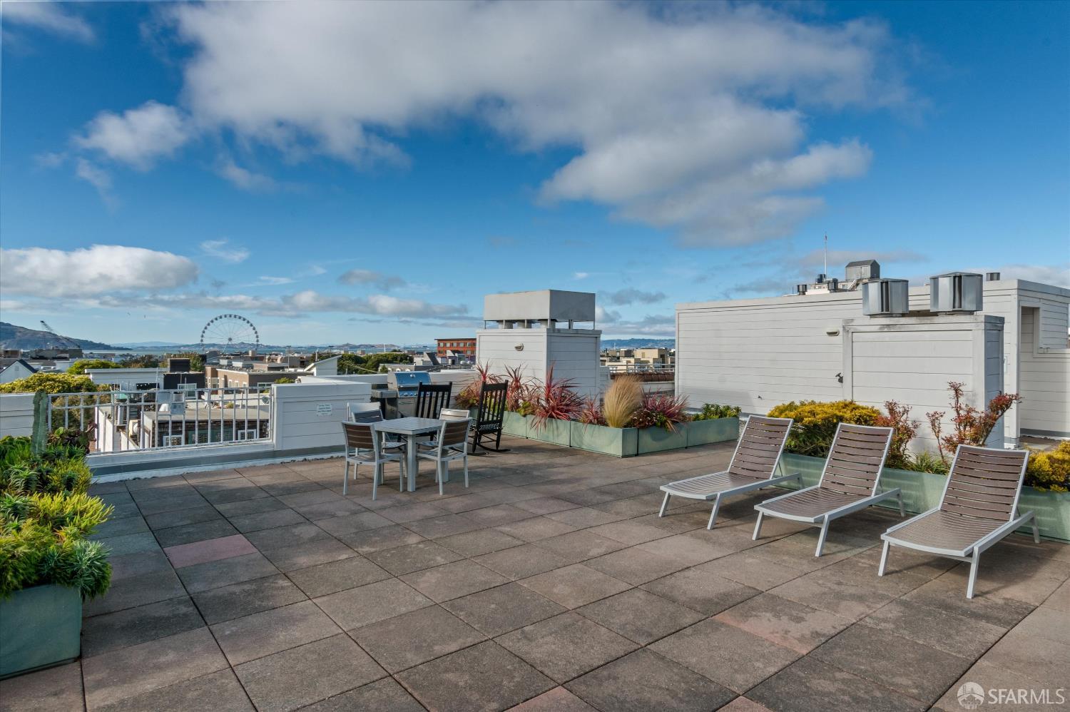 Detail Gallery Image 22 of 30 For 600 Chestnut St #211,  San Francisco,  CA 94133 - 2 Beds | 2 Baths