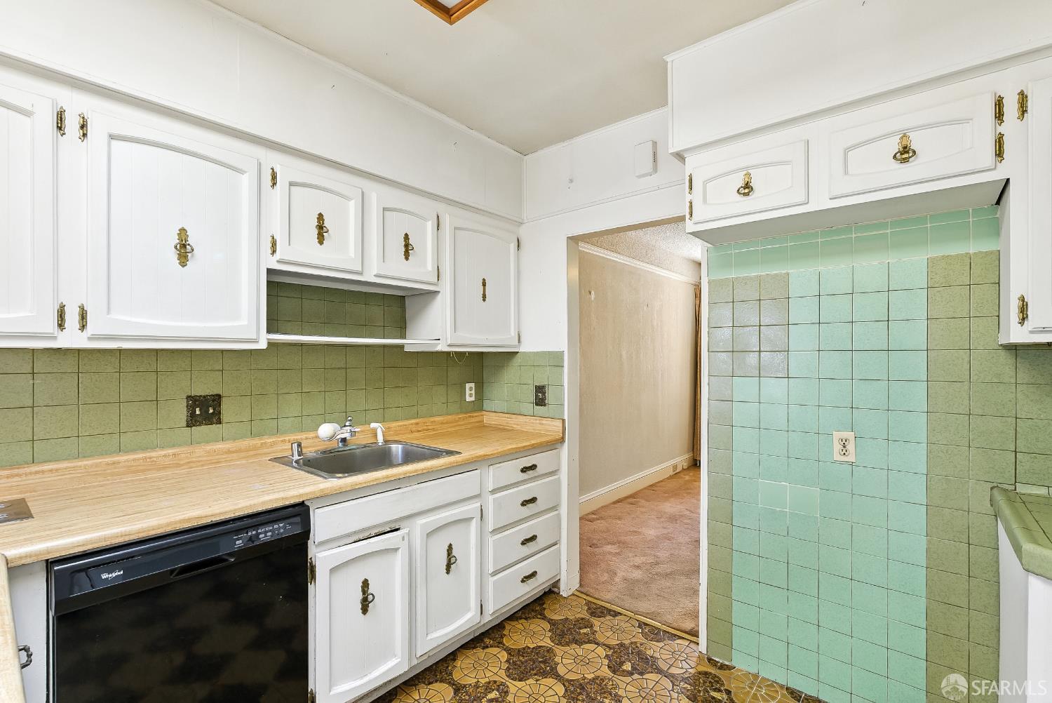Detail Gallery Image 18 of 32 For 325 Pope St, San Francisco,  CA 94112 - 3 Beds | 2 Baths