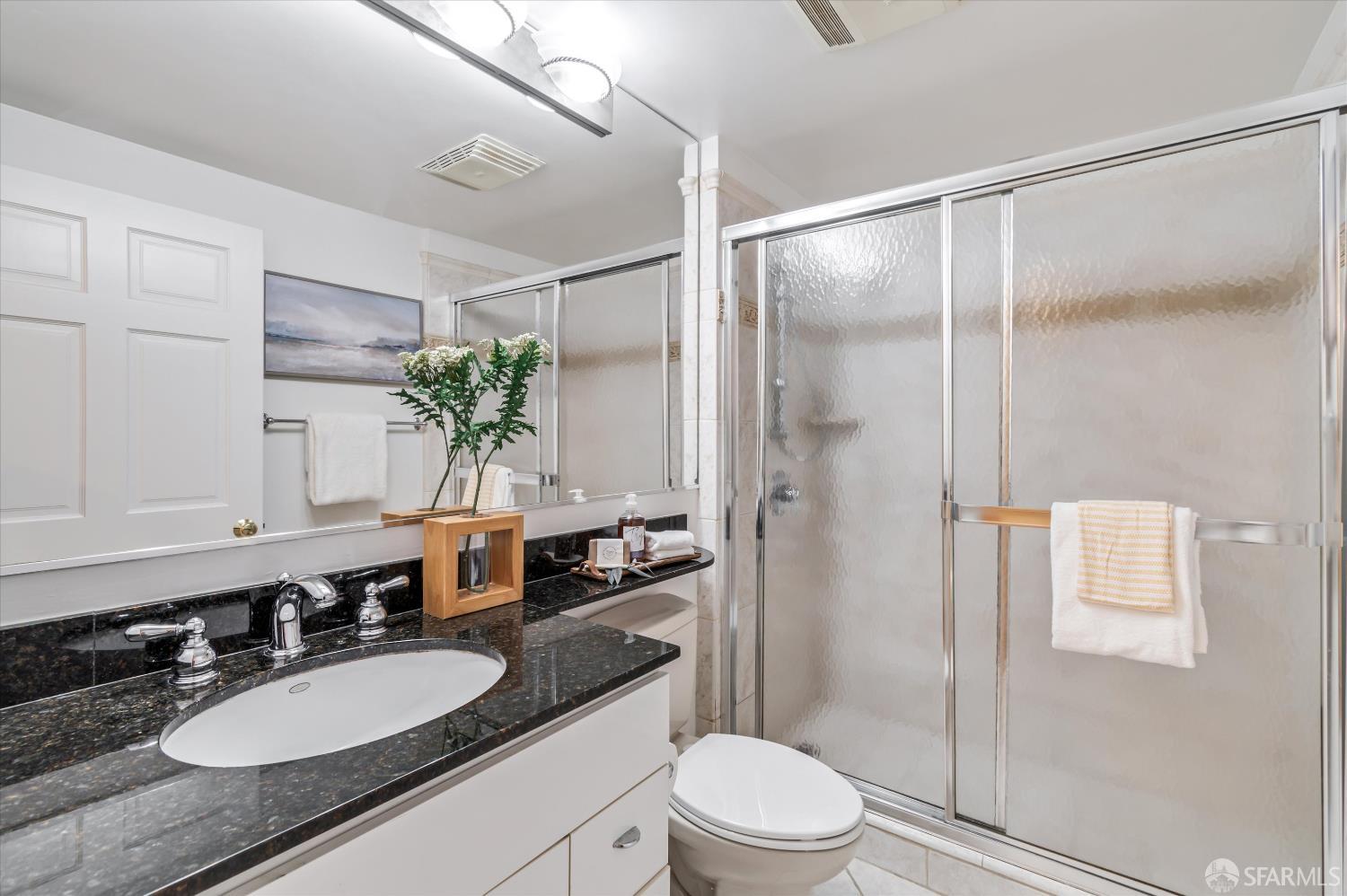 Detail Gallery Image 15 of 30 For 600 Chestnut St #211,  San Francisco,  CA 94133 - 2 Beds | 2 Baths