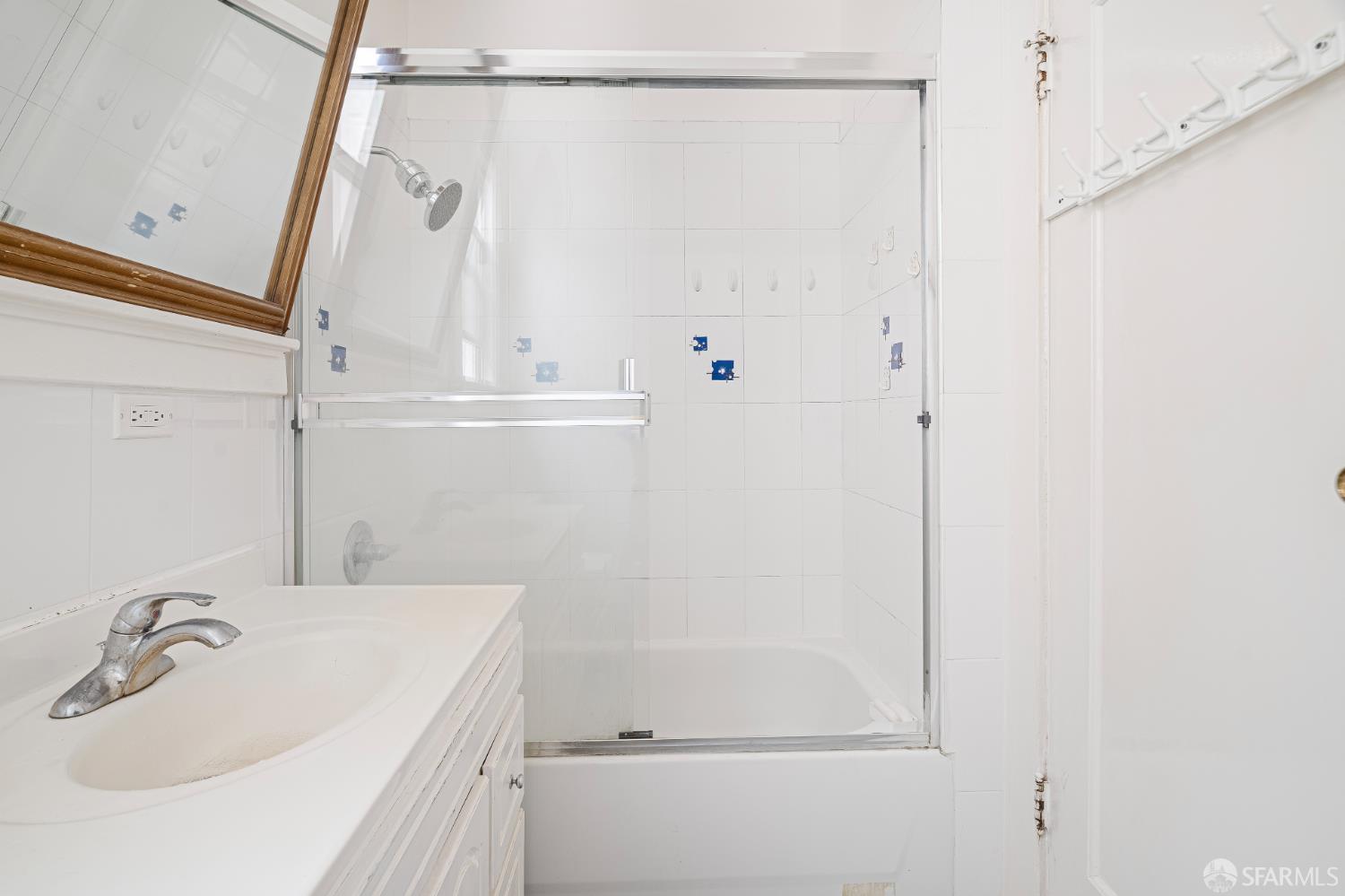 Detail Gallery Image 16 of 30 For 87 Whittier St, San Francisco,  CA 94112 - 3 Beds | 1 Baths