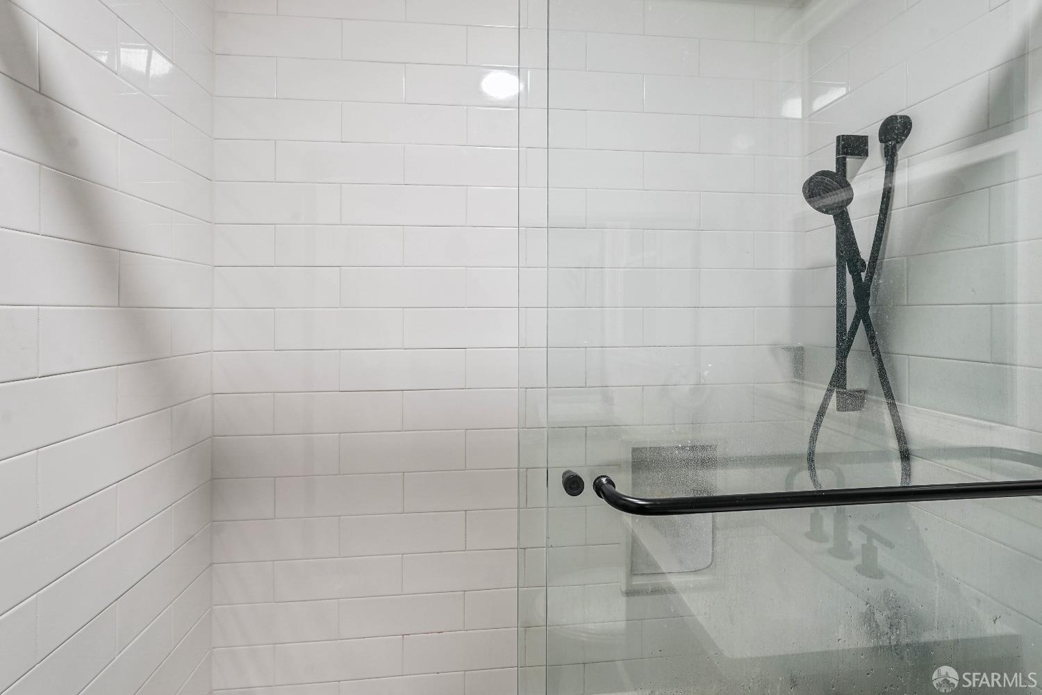 Detail Gallery Image 13 of 15 For 2415 Van Ness Ave #202,  San Francisco,  CA 94109 - 1 Beds | 1 Baths