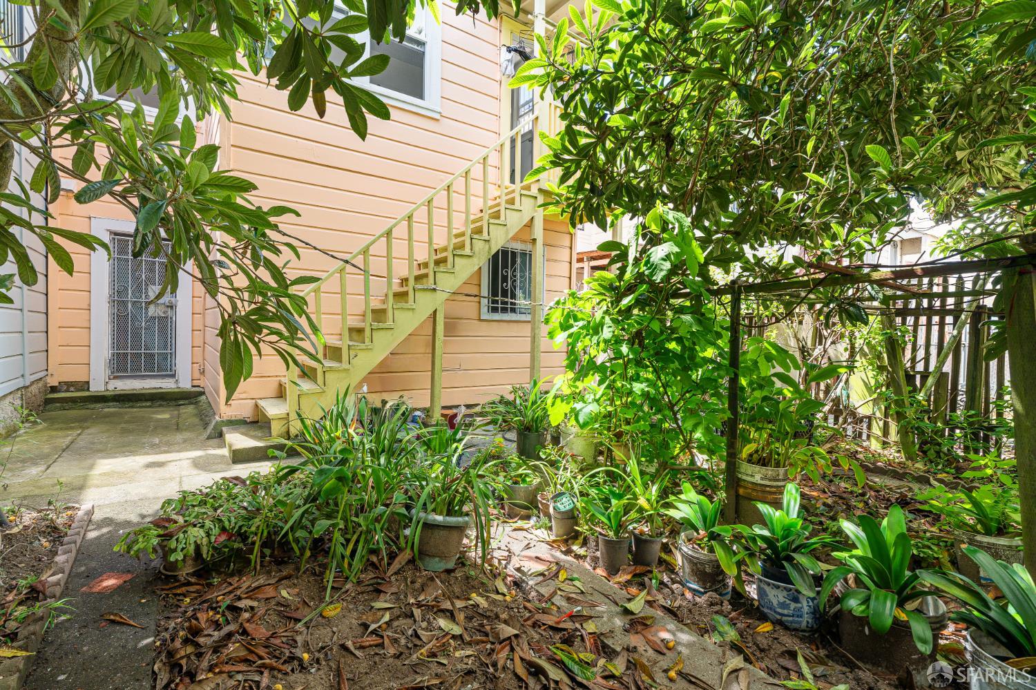 Detail Gallery Image 25 of 30 For 87 Whittier St, San Francisco,  CA 94112 - 3 Beds | 1 Baths