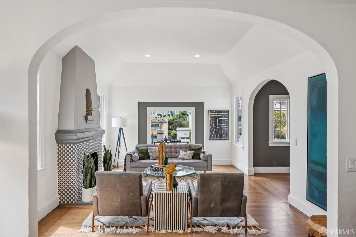 Detail Gallery Image 13 of 56 For 1007 Portola Dr, San Francisco,  CA 94127 - 3 Beds | 2 Baths