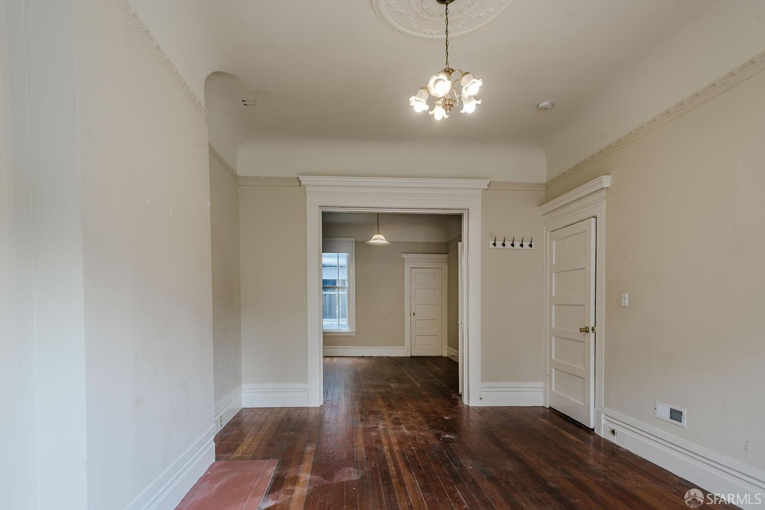 Detail Gallery Image 5 of 29 For 1738 Page St, San Francisco,  CA 94117 - – Beds | – Baths