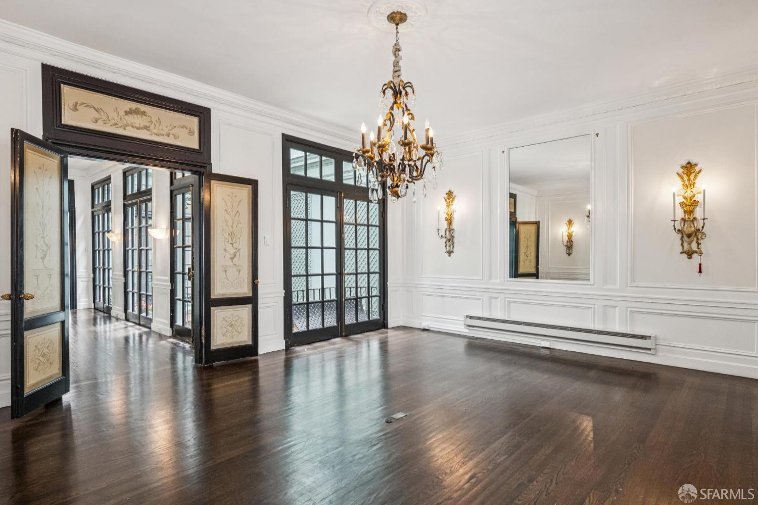Detail Gallery Image 14 of 49 For 843 Mason St, San Francisco,  CA 94108 - 5 Beds | 4/2 Baths