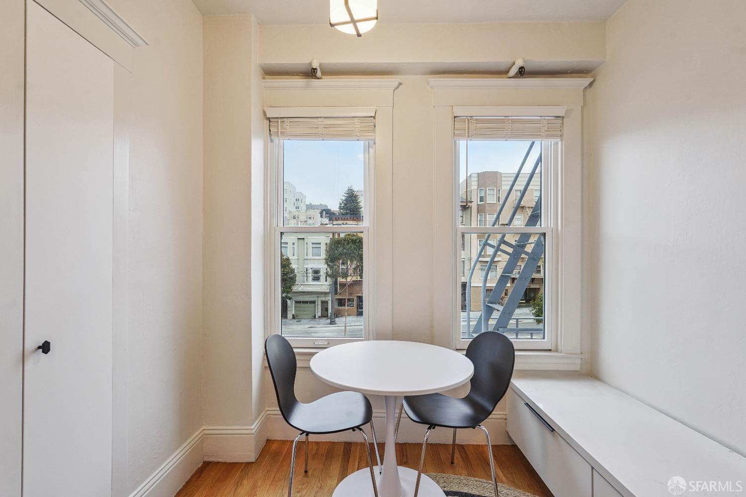 Detail Gallery Image 10 of 15 For 2415 Van Ness Ave #202,  San Francisco,  CA 94109 - 1 Beds | 1 Baths