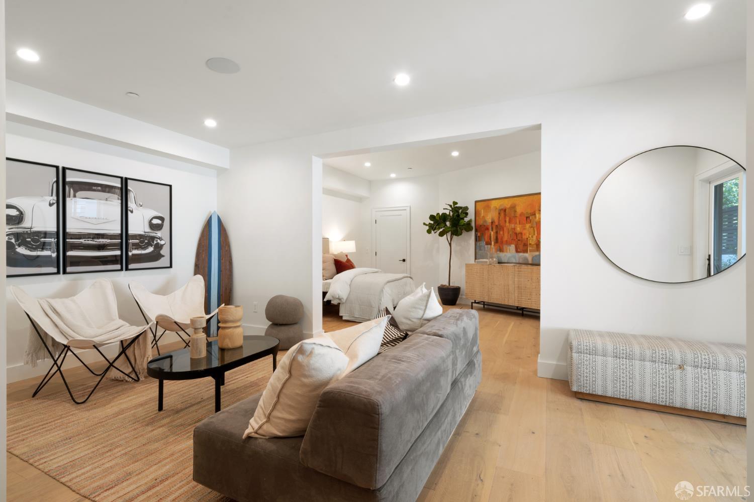 Detail Gallery Image 19 of 28 For 4822 19th St, San Francisco,  CA 94114 - 4 Beds | 4/1 Baths