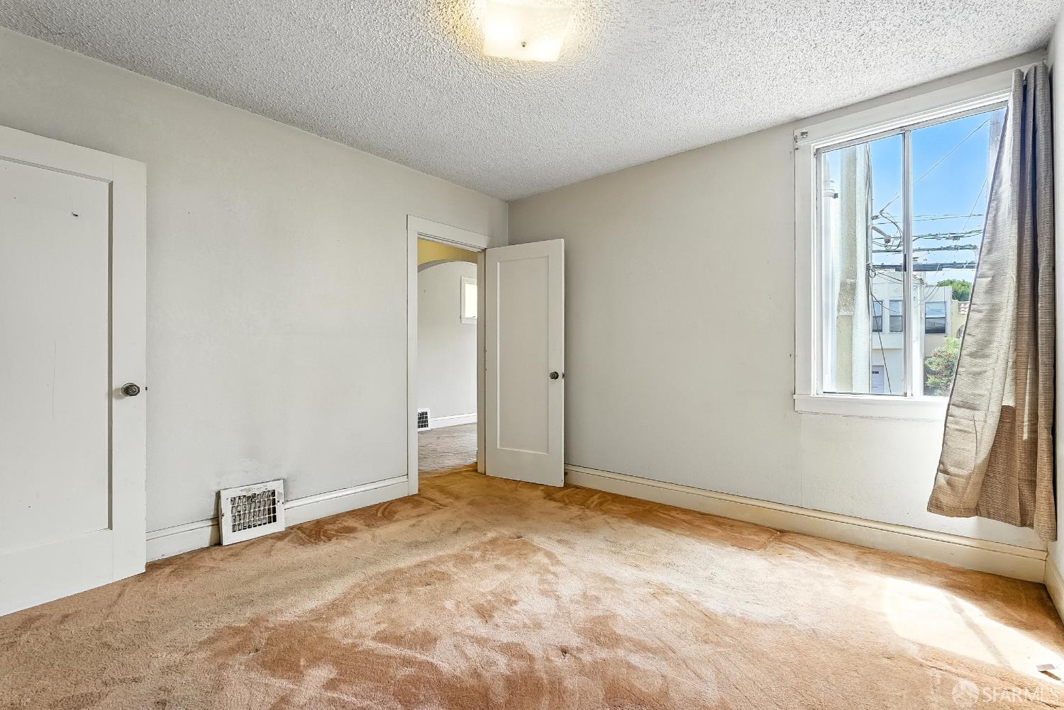 Detail Gallery Image 12 of 32 For 325 Pope St, San Francisco,  CA 94112 - 3 Beds | 2 Baths