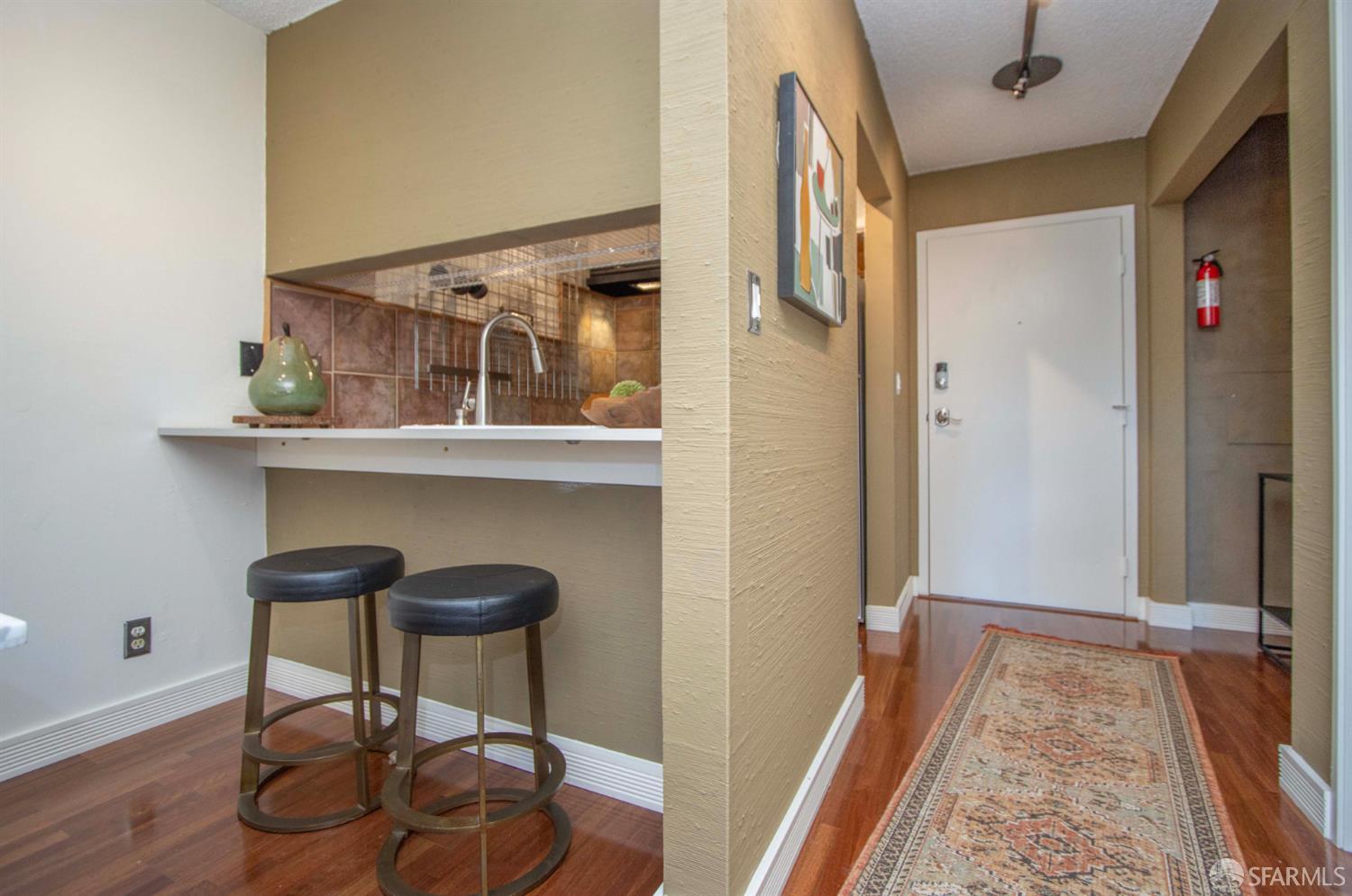 Photo #4: 425060256 Listing 