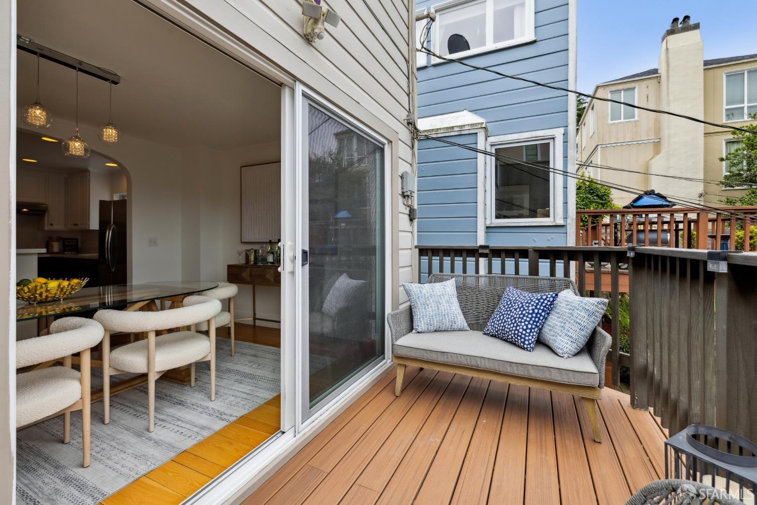 Detail Gallery Image 17 of 81 For 18 Cragmont Ave, San Francisco,  CA 94116 - 3 Beds | 3/1 Baths