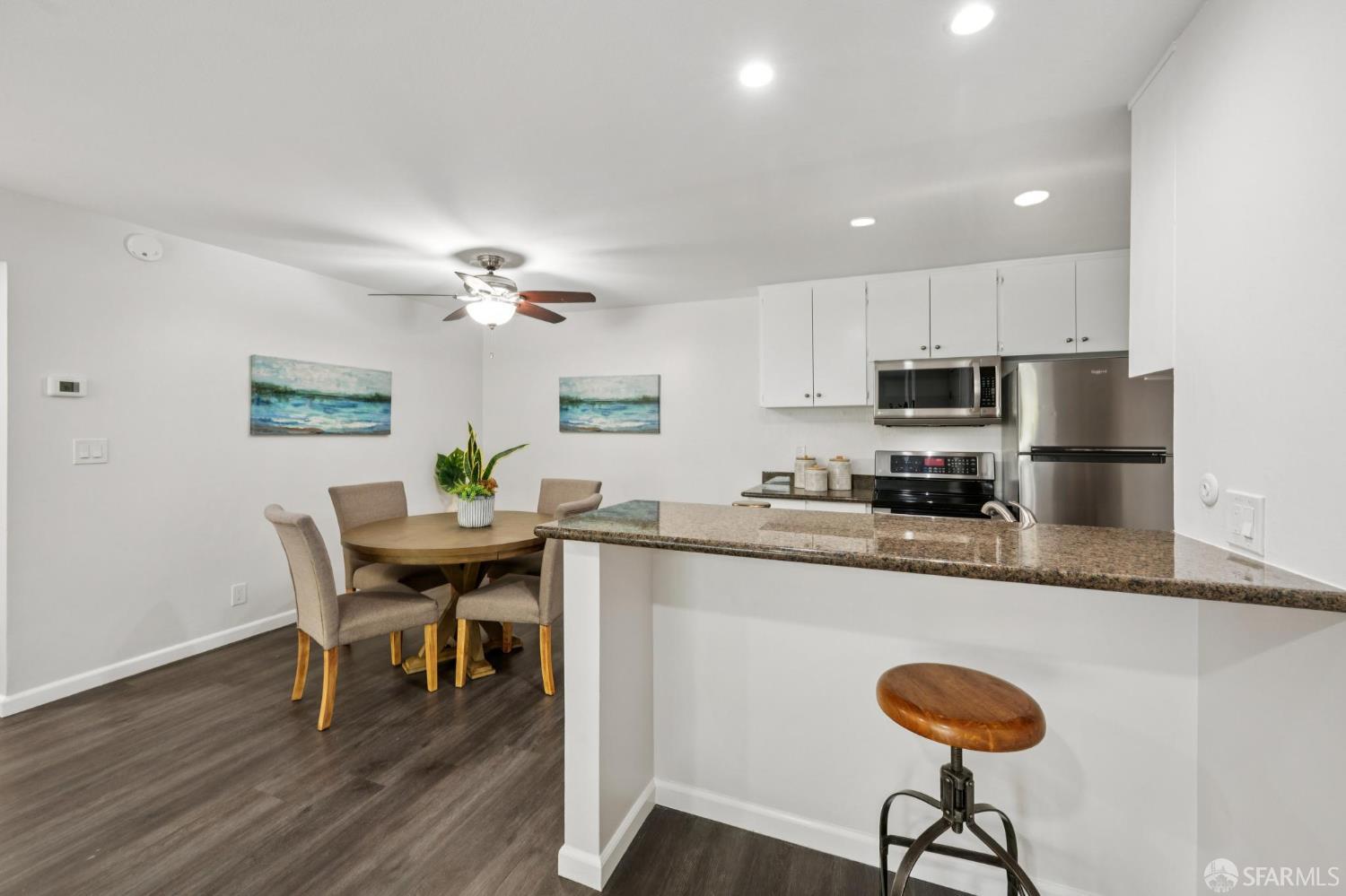 Detail Gallery Image 22 of 61 For 9085 Alcosta Blvd #415,  San Ramon,  CA 94583 - 2 Beds | 1 Baths