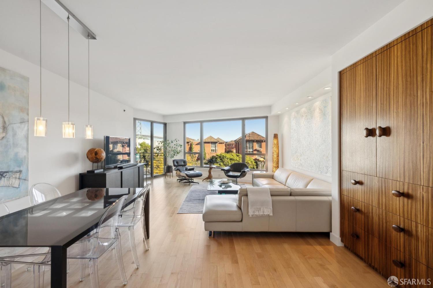 Photo #6: 425060636 Listing 