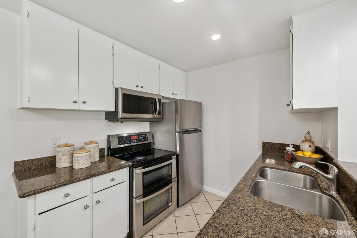Detail Gallery Image 23 of 61 For 9085 Alcosta Blvd #415,  San Ramon,  CA 94583 - 2 Beds | 1 Baths