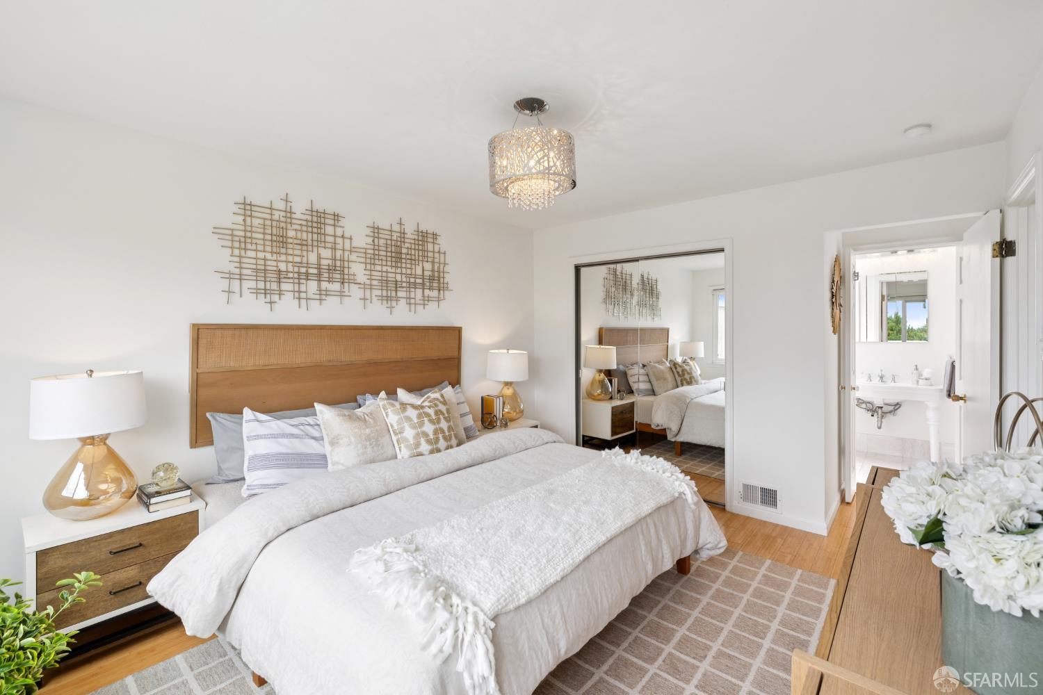 Detail Gallery Image 32 of 81 For 18 Cragmont Ave, San Francisco,  CA 94116 - 3 Beds | 3/1 Baths