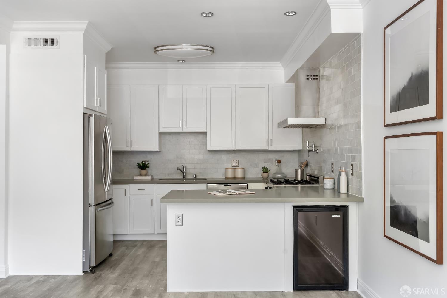 Photo #6: 425055304 Listing 